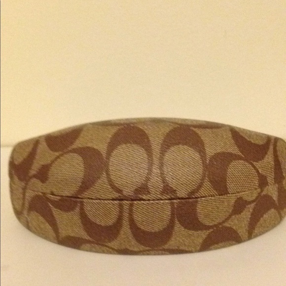 Coach ladies sunglass - Picture 5 of 5